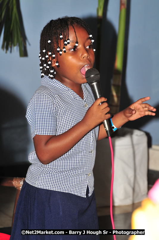 Bird of Paradise Awards & Gala @ Grand Palladium Resort & Spa [Fiesta] - Saturday, August 9, 2008 - Guest Honouree The Most Honourable P.J. Patterson ON, PC, QC - Hanover Homecoming Foundation LTD Jamaica - Wherever you roam ... Hanover bids you ... come HOME - Sunday, August 3 to Saturday, August 9, 2008 - Hanover Jamaica - Photographs by Net2Market.com - Barry J. Hough Sr. Photojournalist/Photograper - Photographs taken with a Nikon D300 - Negril Travel Guide, Negril Jamaica WI - http://www.negriltravelguide.com - info@negriltravelguide.com...!